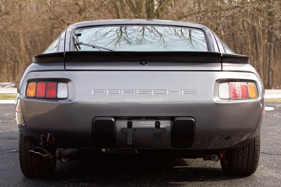 1986 Porsche 928 S - Image 10 of 31