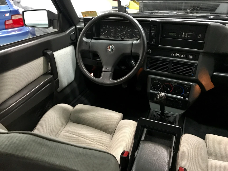 1987 Alfa Romeo 75/Milano - Image 31 of 31