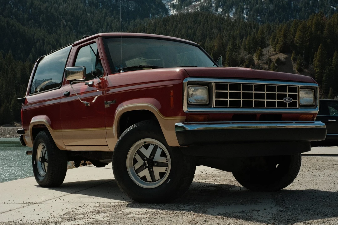 1987 Ford Bronco II - Image 7 of 31