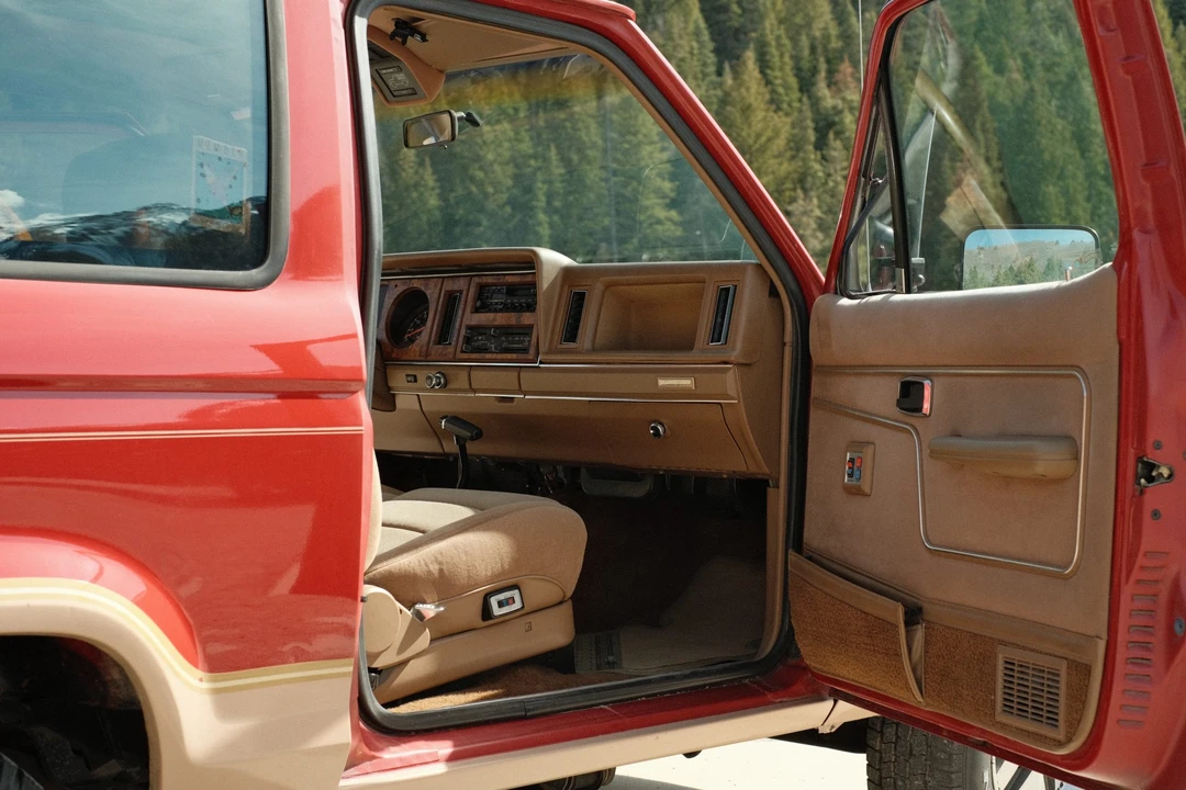 1987 Ford Bronco II - Image 26 of 31