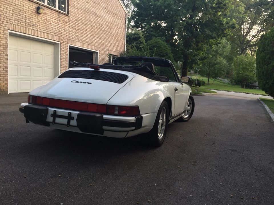 1987 Porsche 911 Carrera 3.2 - Image 4 of 31