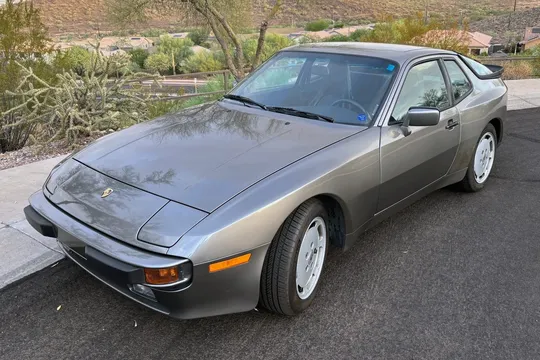 1987 Porsche 944S