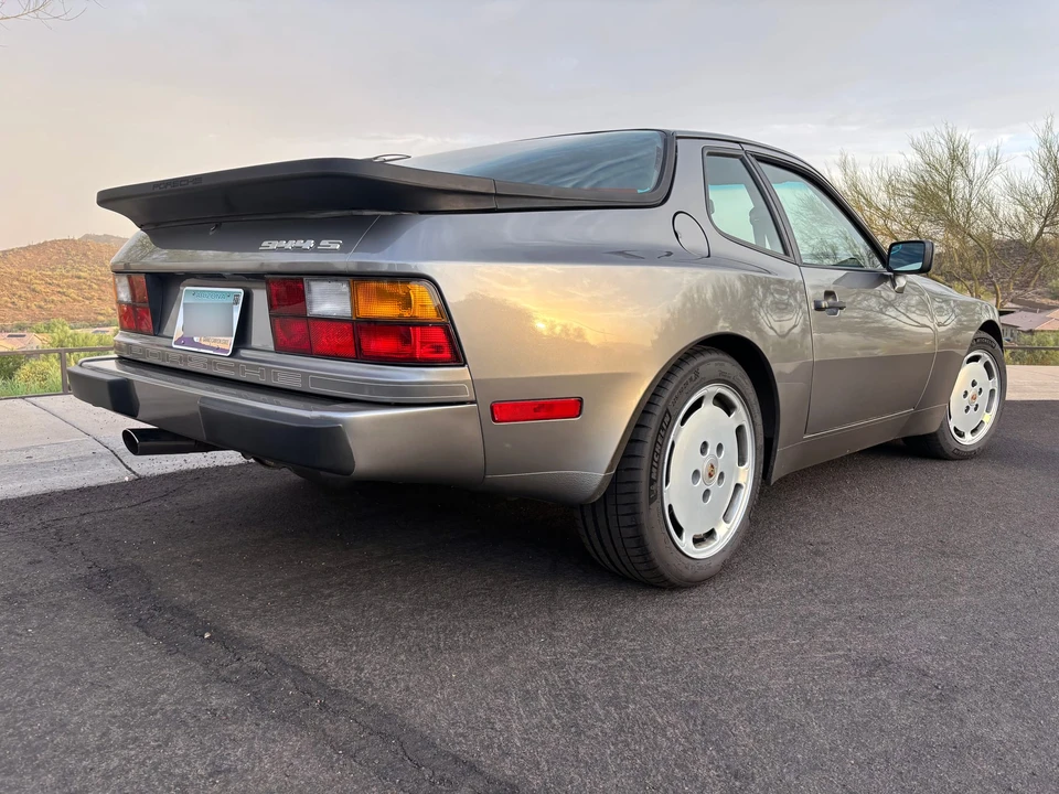 1987 Porsche 944 S - Image 18 of 31