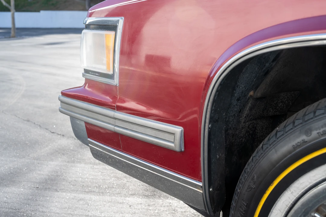 1988 Cadillac DeVille 5th Gen - Image 14 of 31