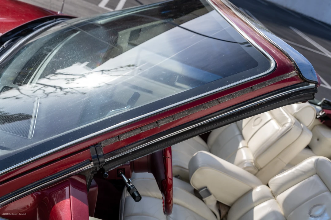 1988 Cadillac DeVille 5th Gen - Image 18 of 31