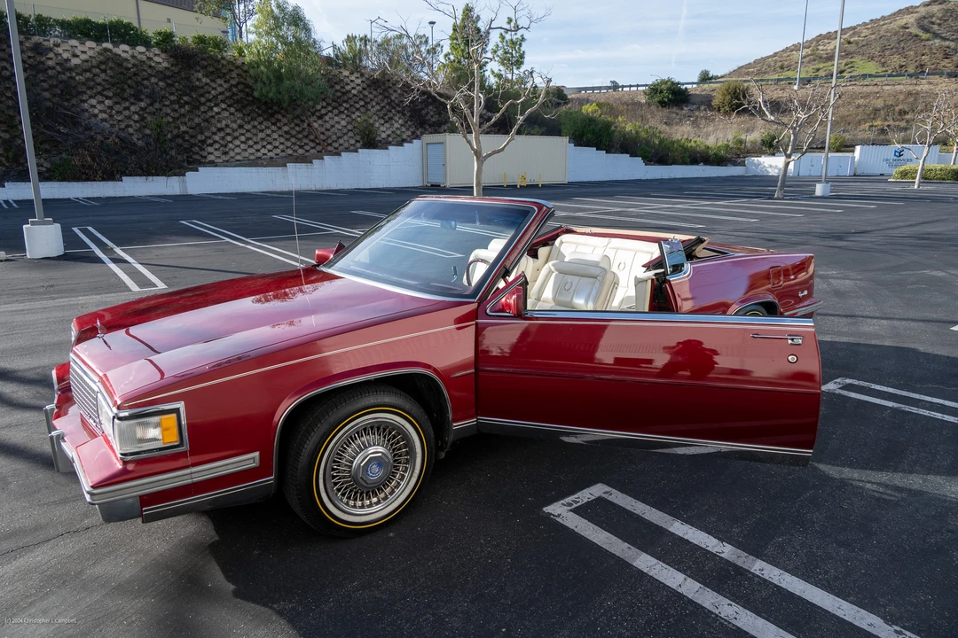 1988 Cadillac DeVille 5th Gen - Image 3 of 31