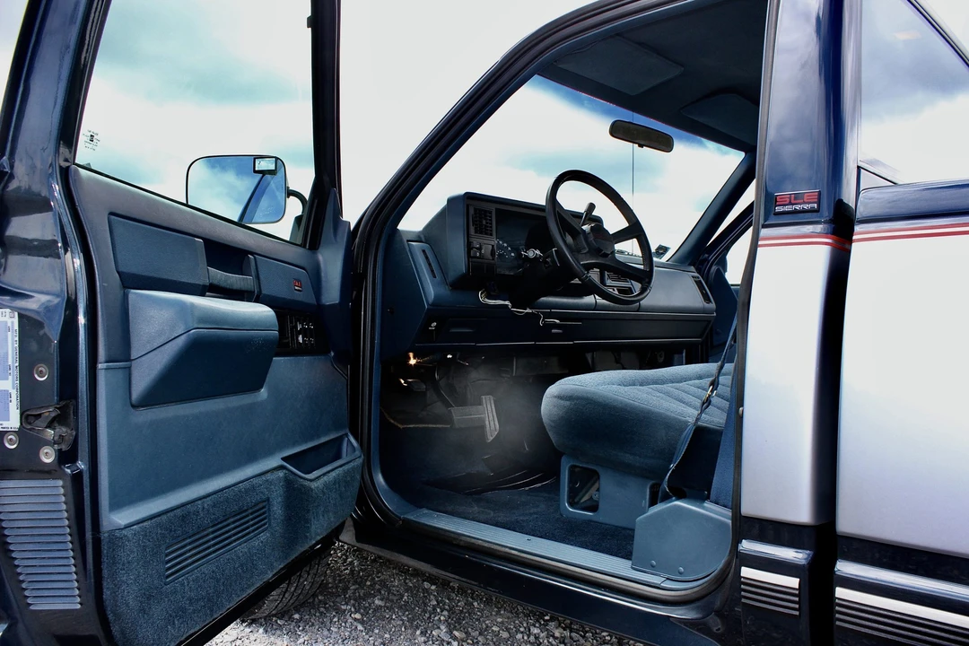 1988 GMC Sierra 1st Gen - Image 28 of 31