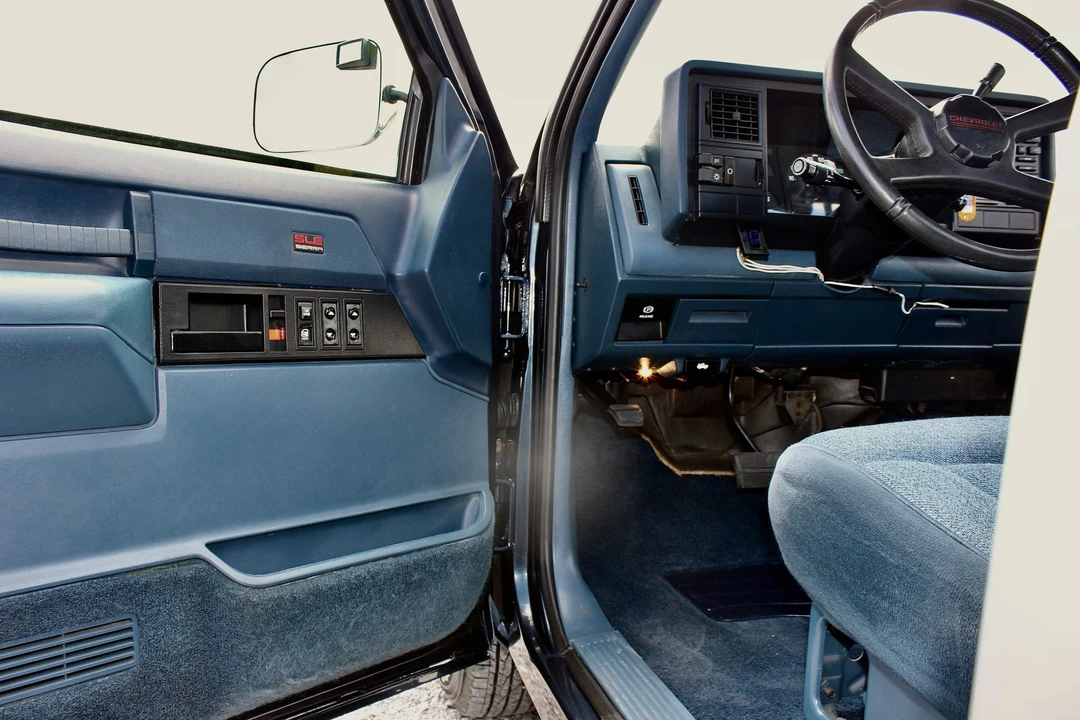 1988 GMC Sierra 1st Gen - Image 30 of 31