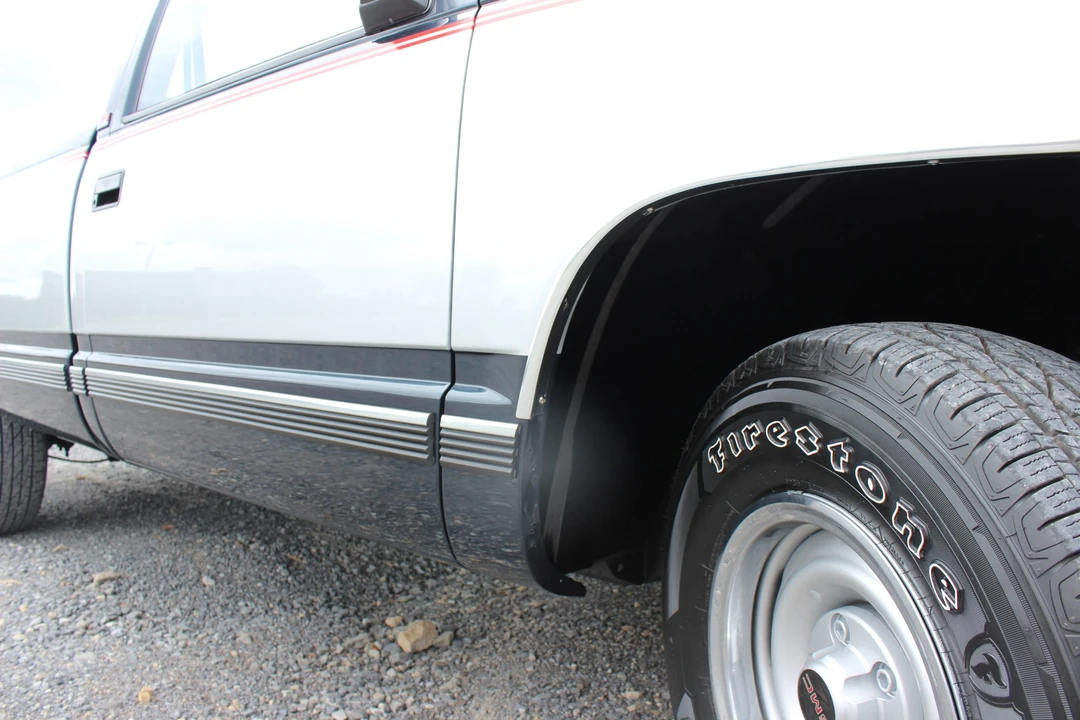 1988 GMC Sierra 1st Gen - Image 26 of 31