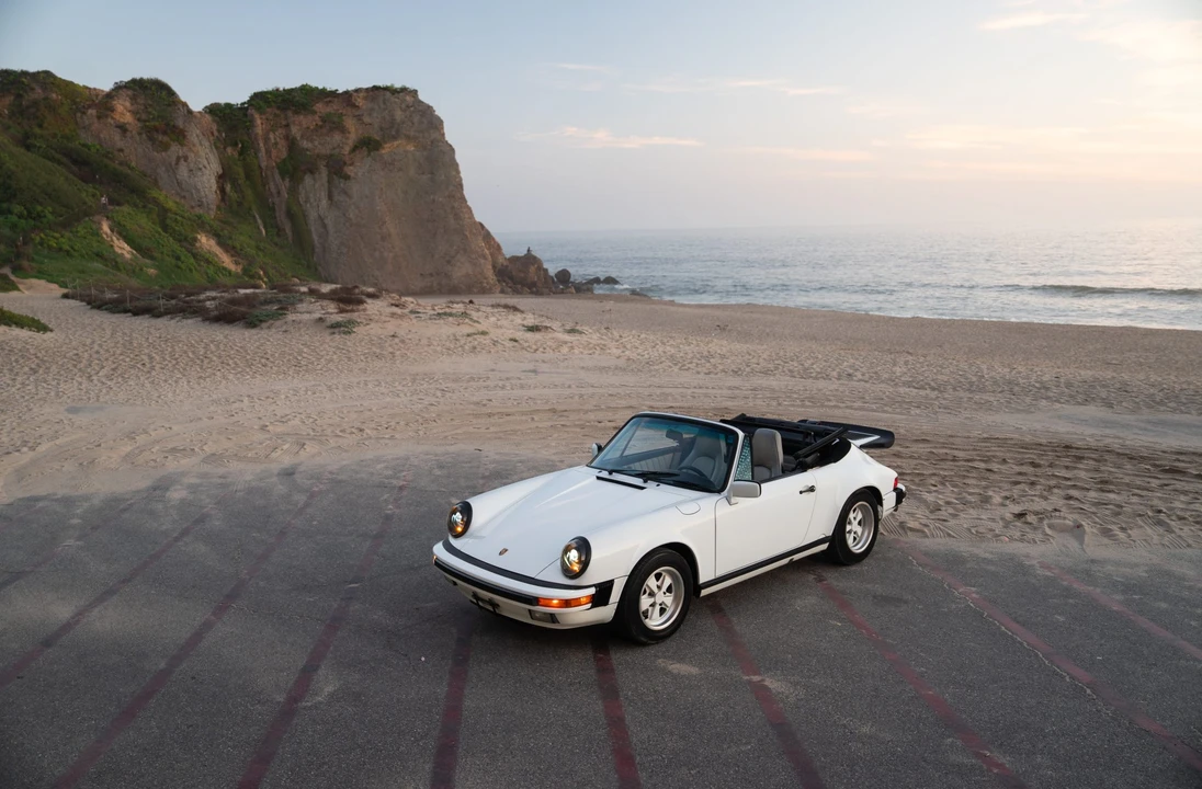 1988 Porsche 911 Carrera 3.2 - Image 6 of 31