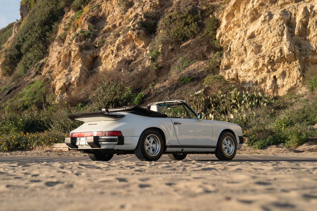1988 Porsche 911 Carrera 3.2 - Image 30 of 31