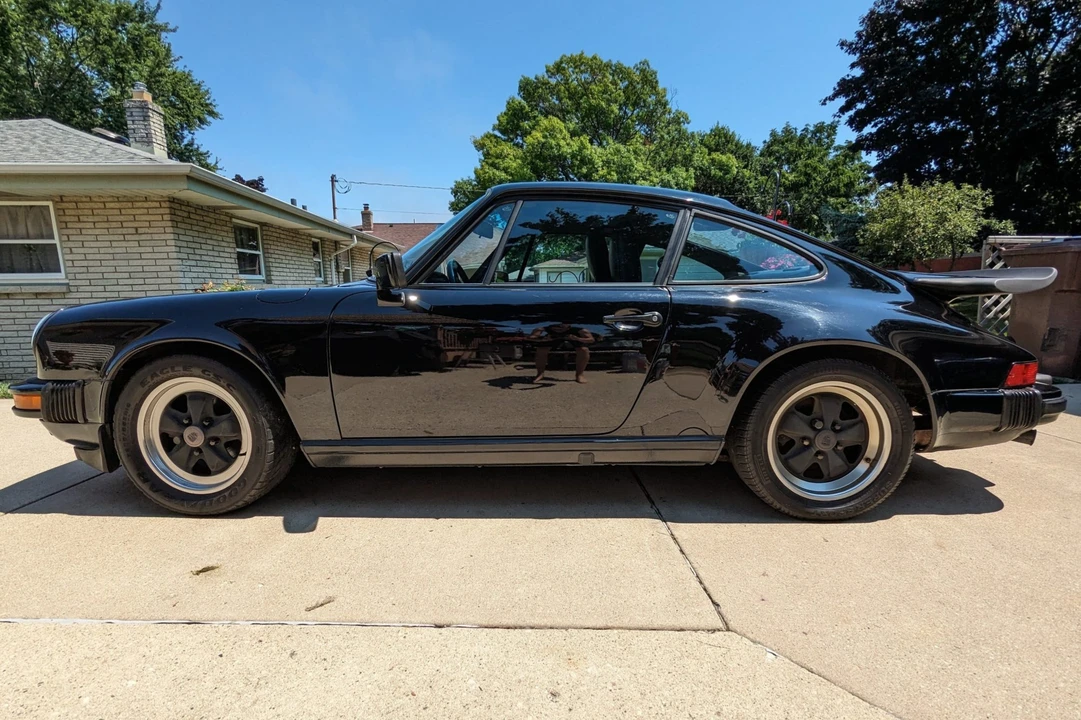 1988 Porsche 911 Carrera 3.2 - Image 4 of 31