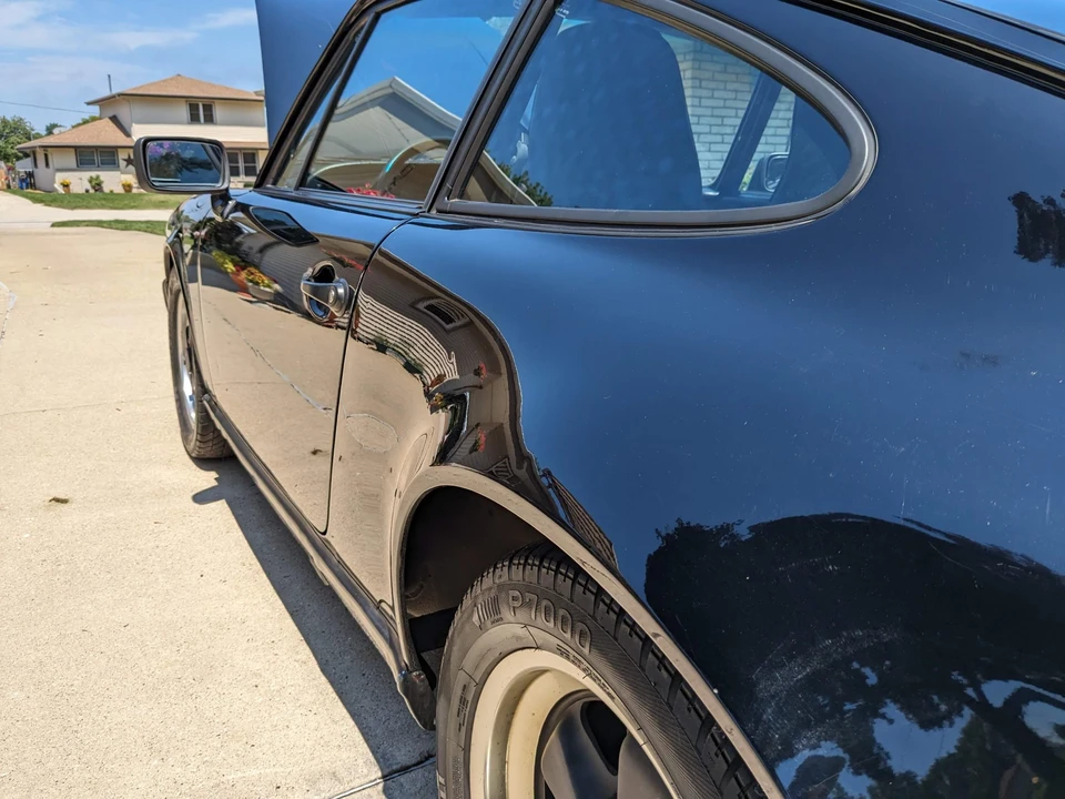1988 Porsche 911 Carrera 3.2 - Image 10 of 31