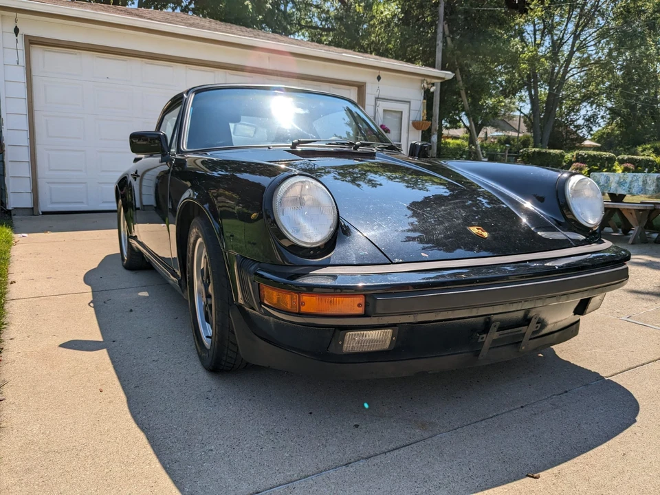 1988 Porsche 911 Carrera 3.2 - Image 9 of 31