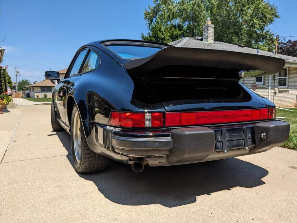 1988 Porsche 911 Carrera 3.2 - Image 5 of 31