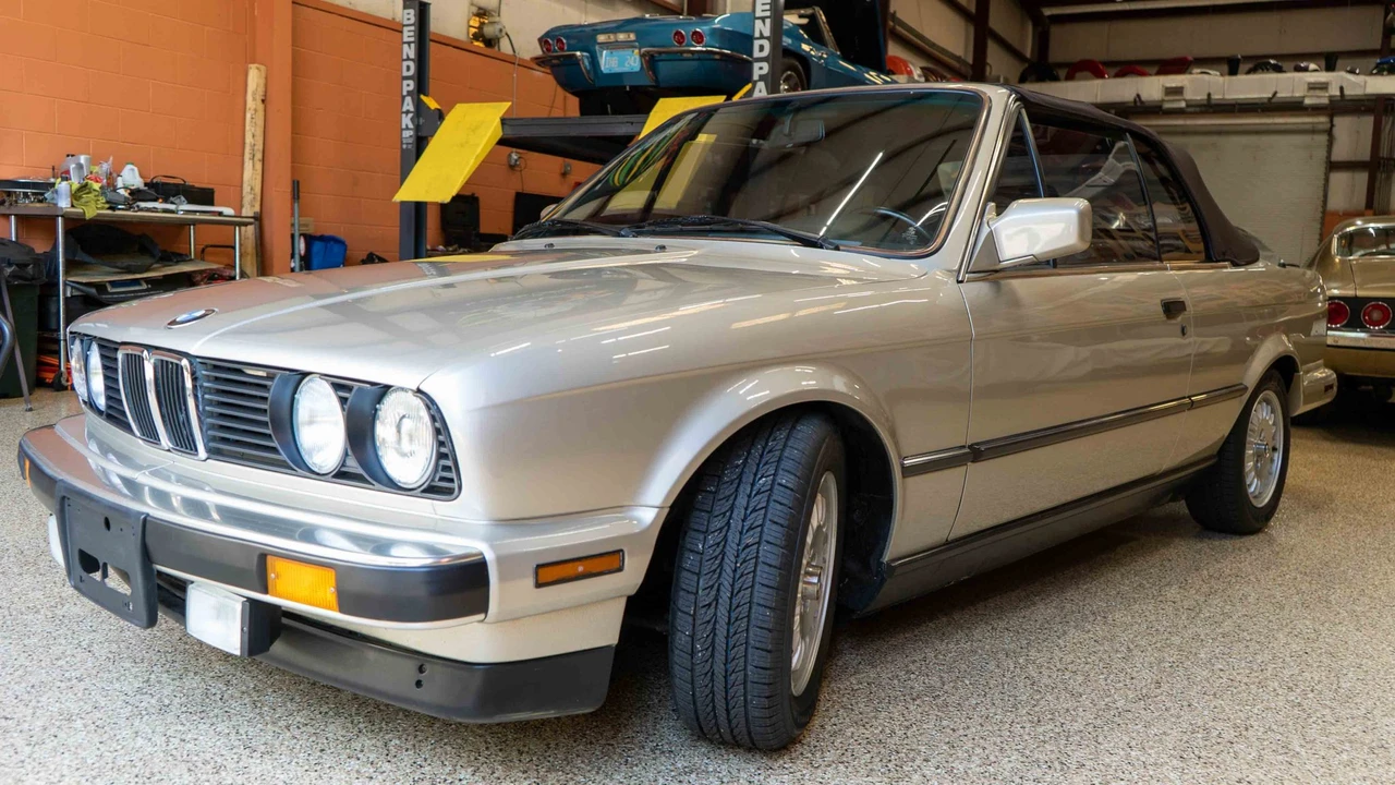 1989 BMW E30 3 Series - Image 28 of 31