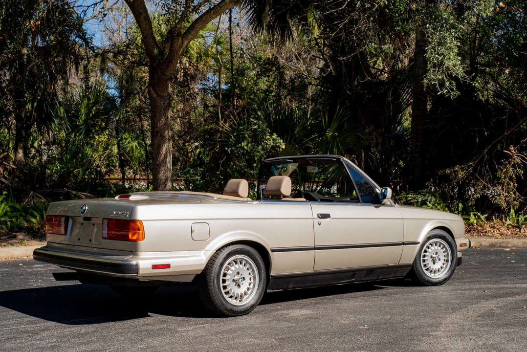 1989 BMW E30 3 Series - Image 7 of 31