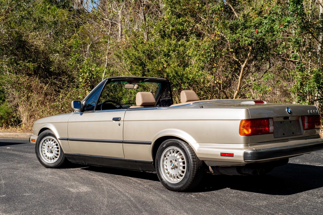 1989 BMW E30 3 Series - Image 9 of 31