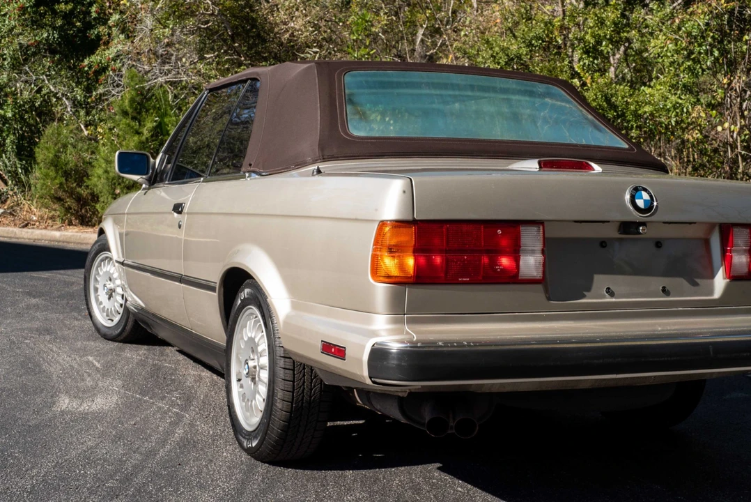 1989 BMW E30 3 Series - Image 26 of 31