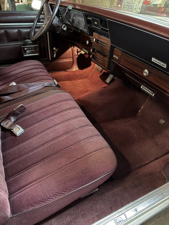 1989 Chevrolet Caprice - Image 17 of 31