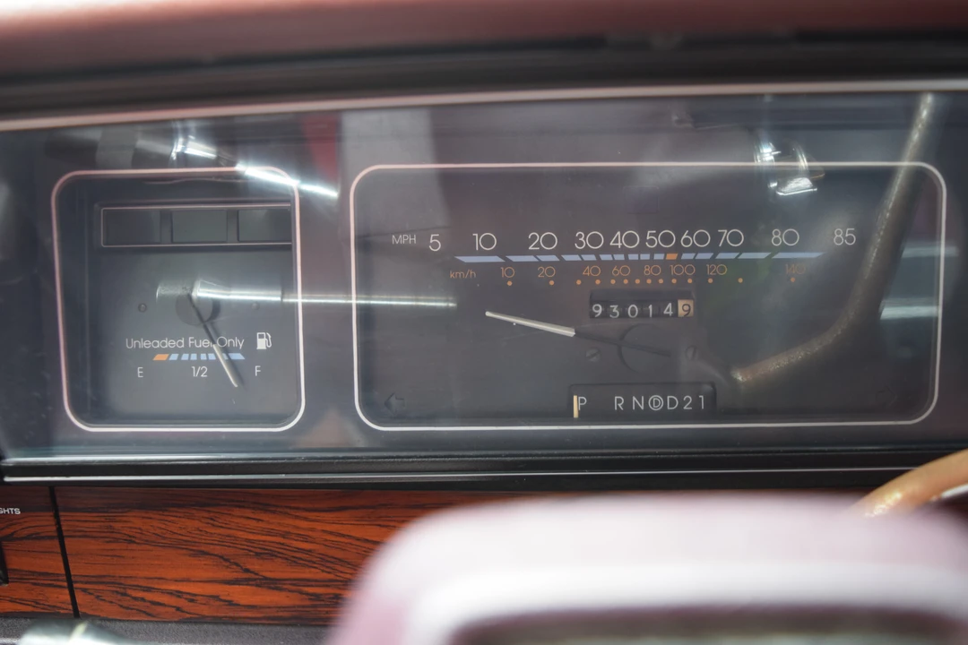1989 Chevrolet Caprice - Image 21 of 31