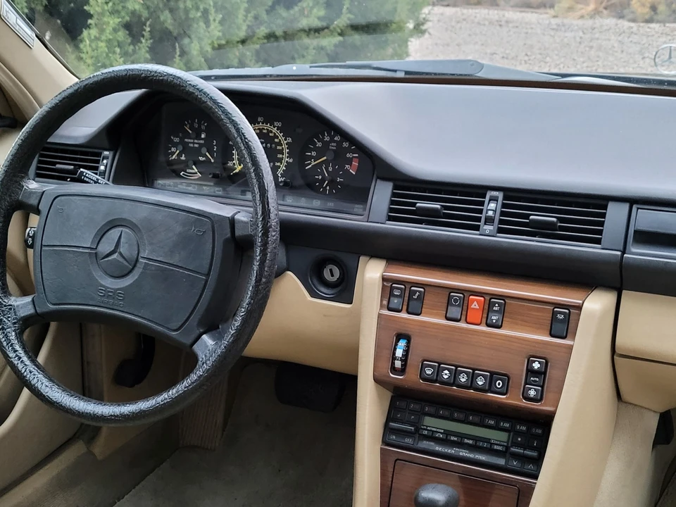 1989 Mercedes-Benz W124 E-Class - Image 27 of 31