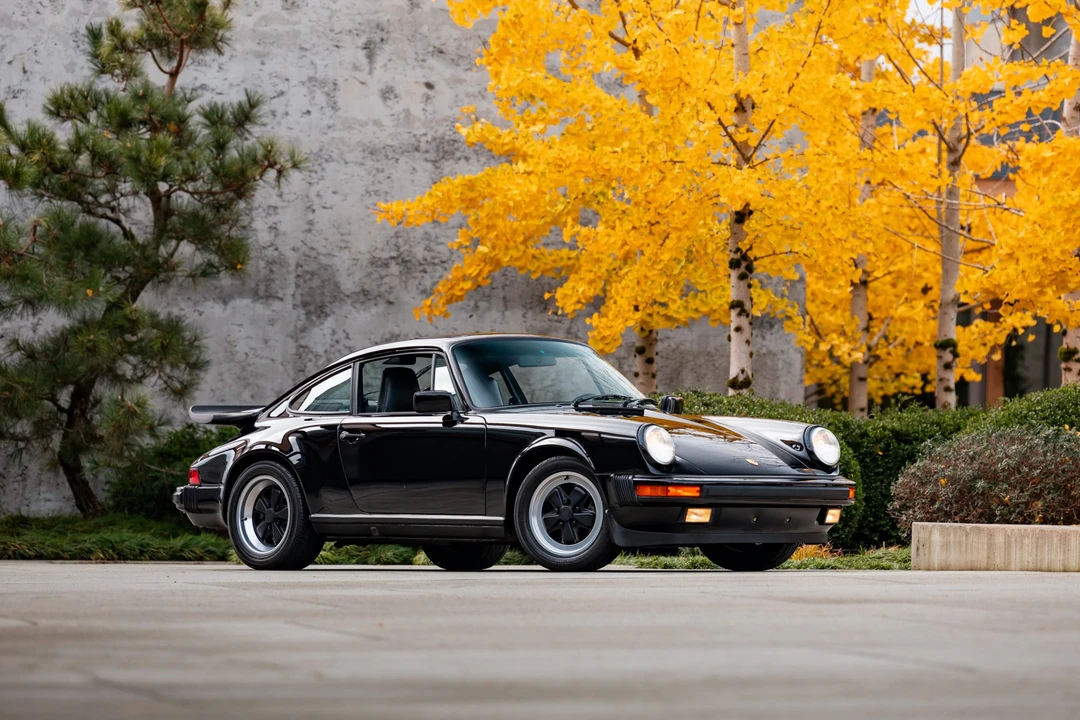 1989 Porsche 911 Carrera 3.2 - Image 8 of 31