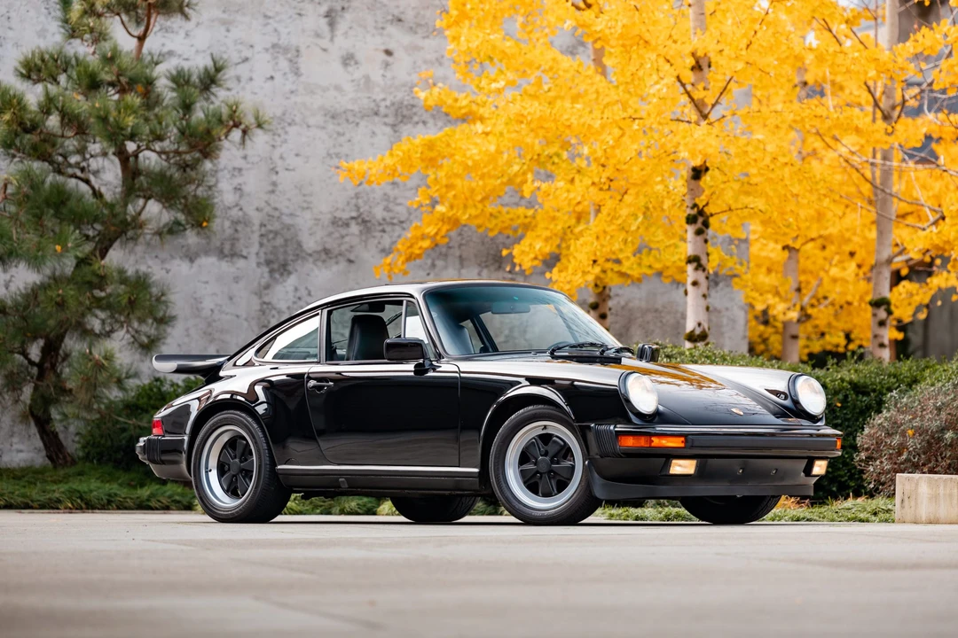 1989 Porsche 911 Carrera 3.2 - Image 9 of 31
