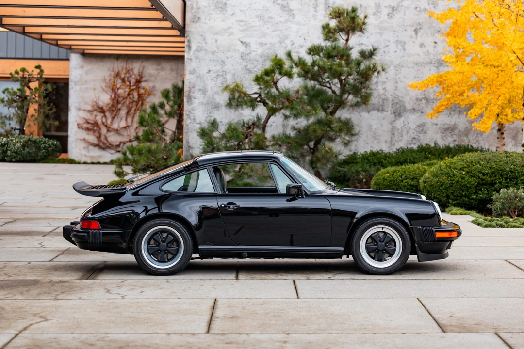 1989 Porsche 911 Carrera 3.2 - Image 11 of 31