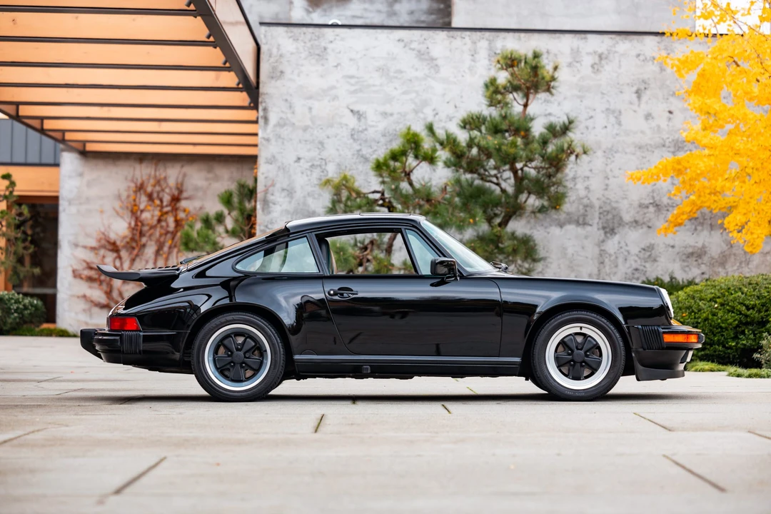 1989 Porsche 911 Carrera 3.2 - Image 10 of 31
