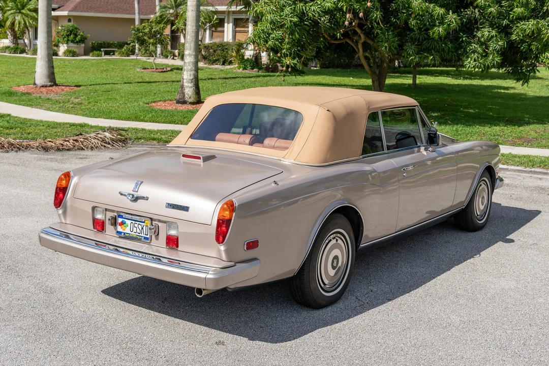 1989 Rolls-Royce Corniche Series II - Image 17 of 31