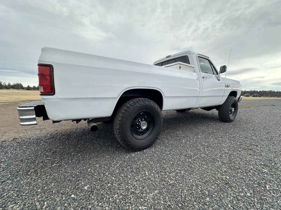 1990 Dodge Ram 1st Gen - Image 18 of 31