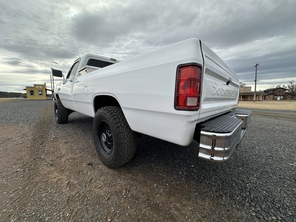 1990 Dodge Ram 1st Gen - Image 24 of 31