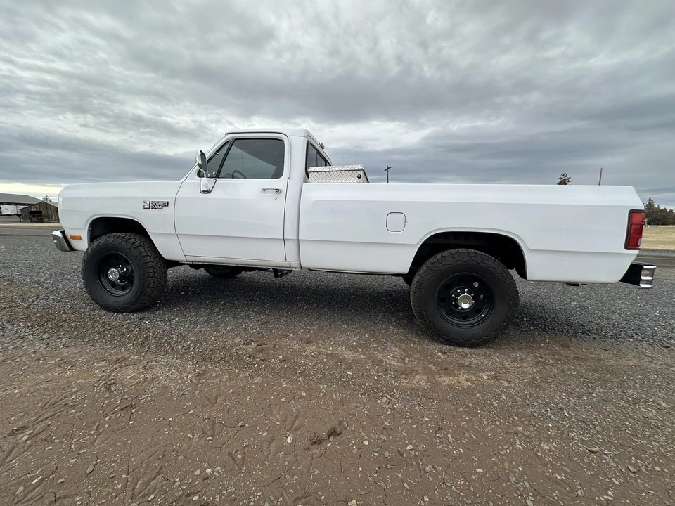 1990 Dodge Ram 1st Gen - Image 27 of 31
