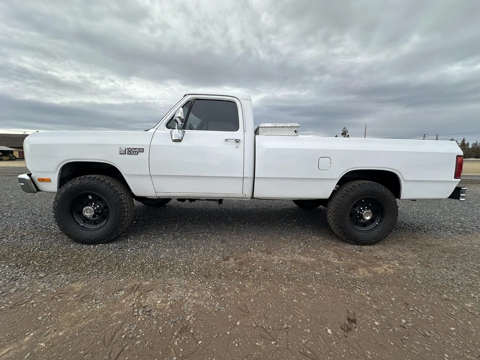 1990 Dodge Ram 1st Gen - Image 28 of 31