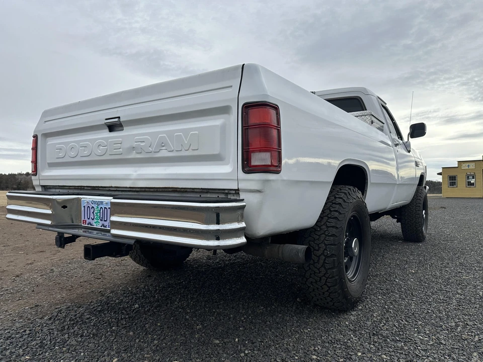 1990 Dodge Ram 1st Gen - Image 20 of 31