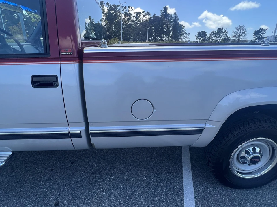 1990 GMC Sierra 1st Gen - Image 28 of 31