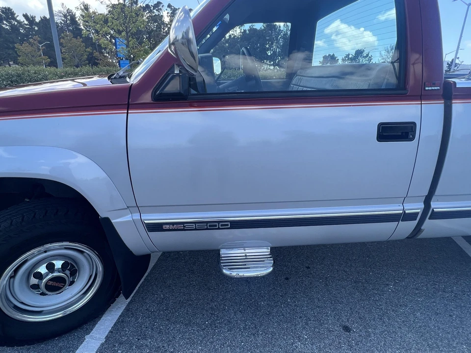 1990 GMC Sierra 1st Gen - Image 29 of 31