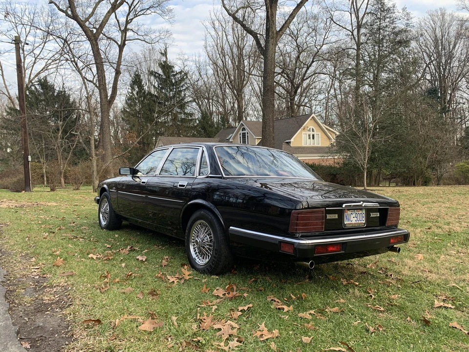 1990 Jaguar XJ40 XJ - Image 14 of 31