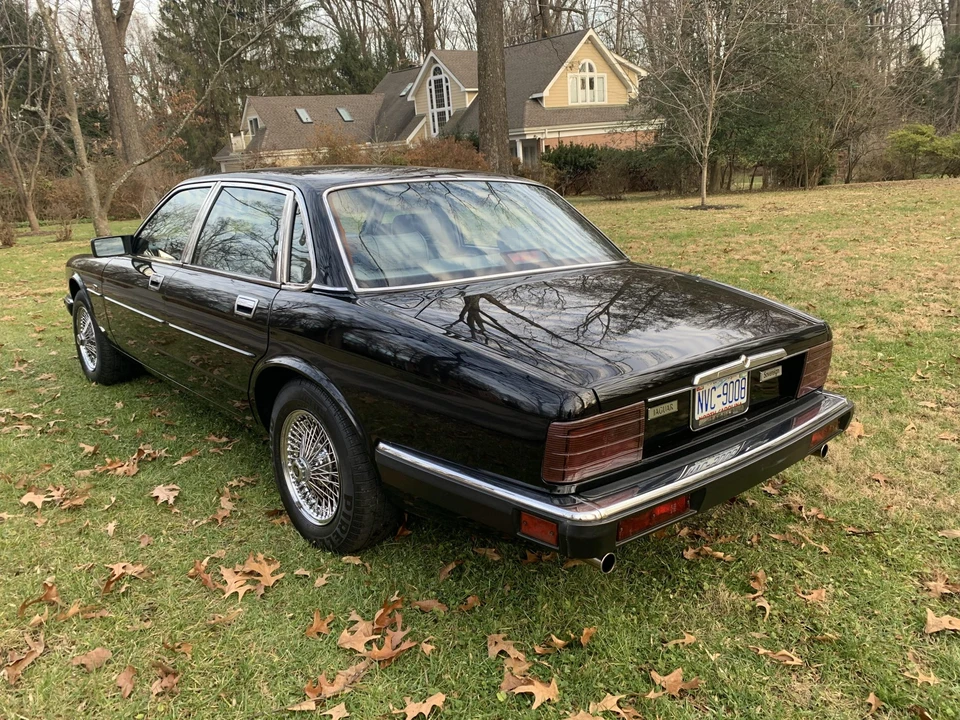 1990 Jaguar XJ40 XJ - Image 16 of 31