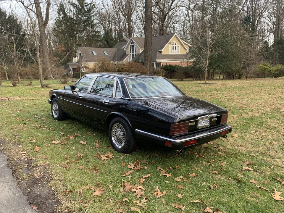 1990 Jaguar XJ40 XJ - Image 15 of 31