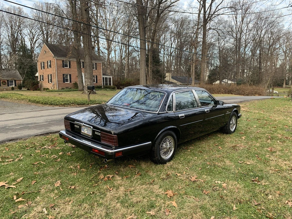 1990 Jaguar XJ40 XJ - Image 24 of 31