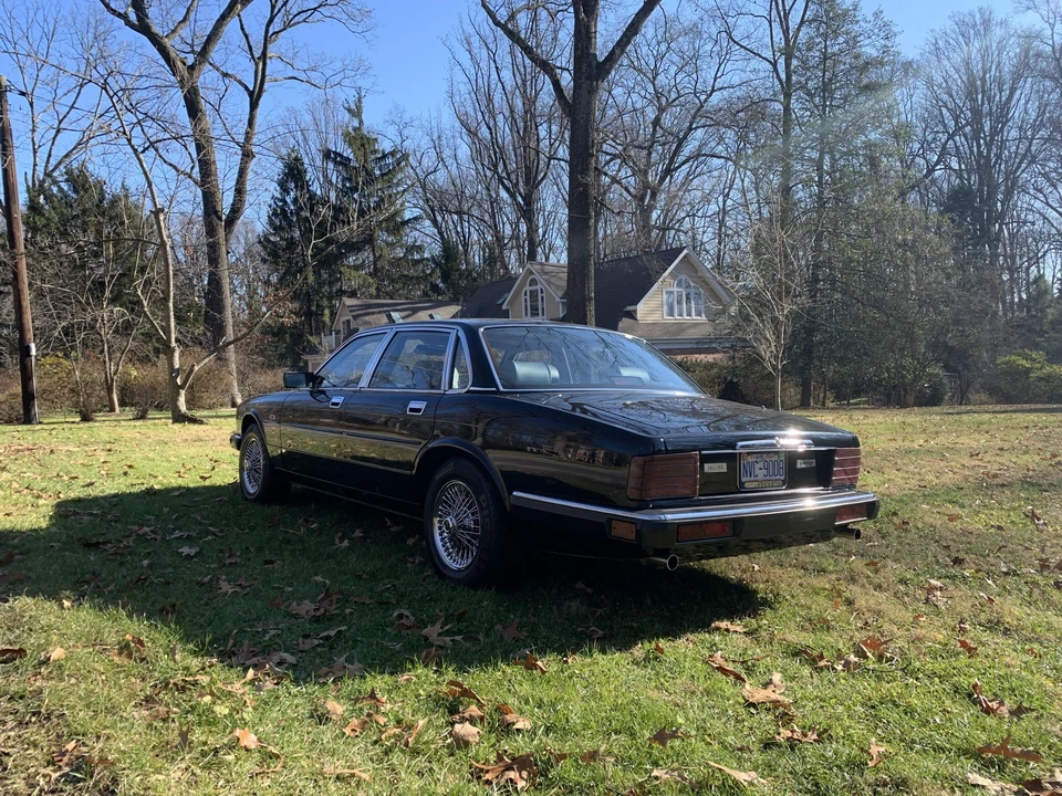 1990 Jaguar XJ40 XJ - Image 13 of 31