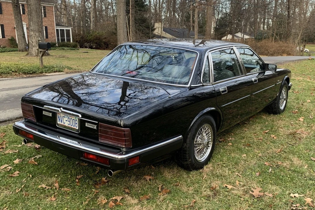 1990 Jaguar XJ40 XJ - Image 23 of 31
