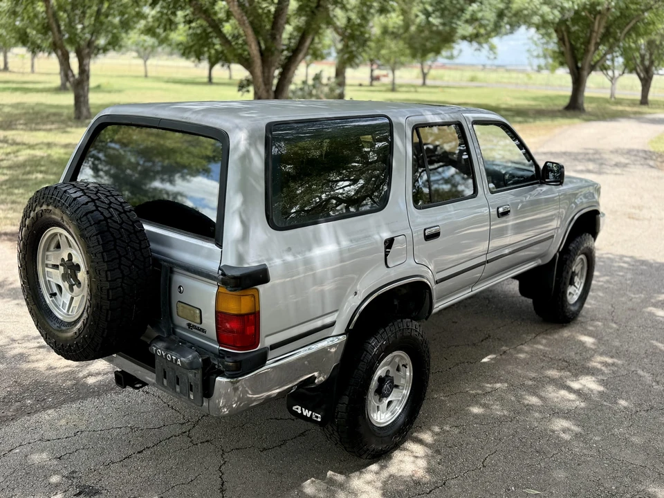 1990 Toyota 4Runner 2nd Gen - Image 6 of 31