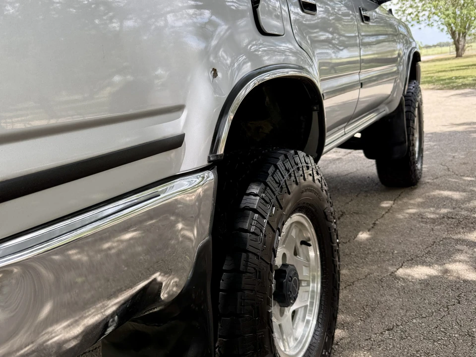 1990 Toyota 4Runner 2nd Gen - Image 10 of 31