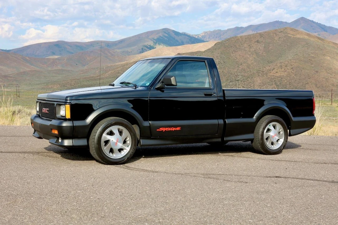 1991 GMC Syclone - Image 6 of 31