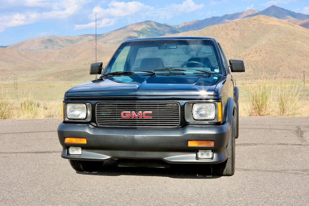 1991 GMC Syclone - Image 4 of 31