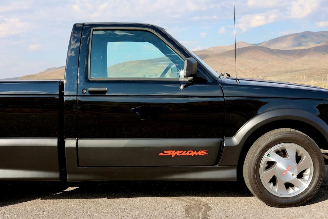 1991 GMC Syclone - Image 21 of 31