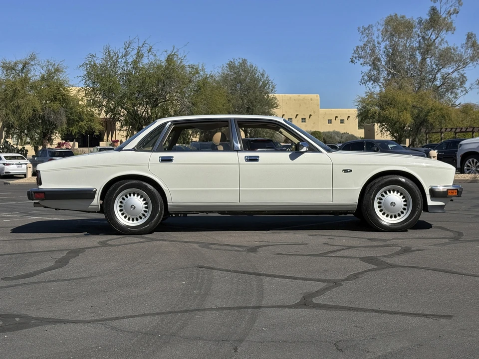 1991 Jaguar XJ40 XJ - Image 4 of 31
